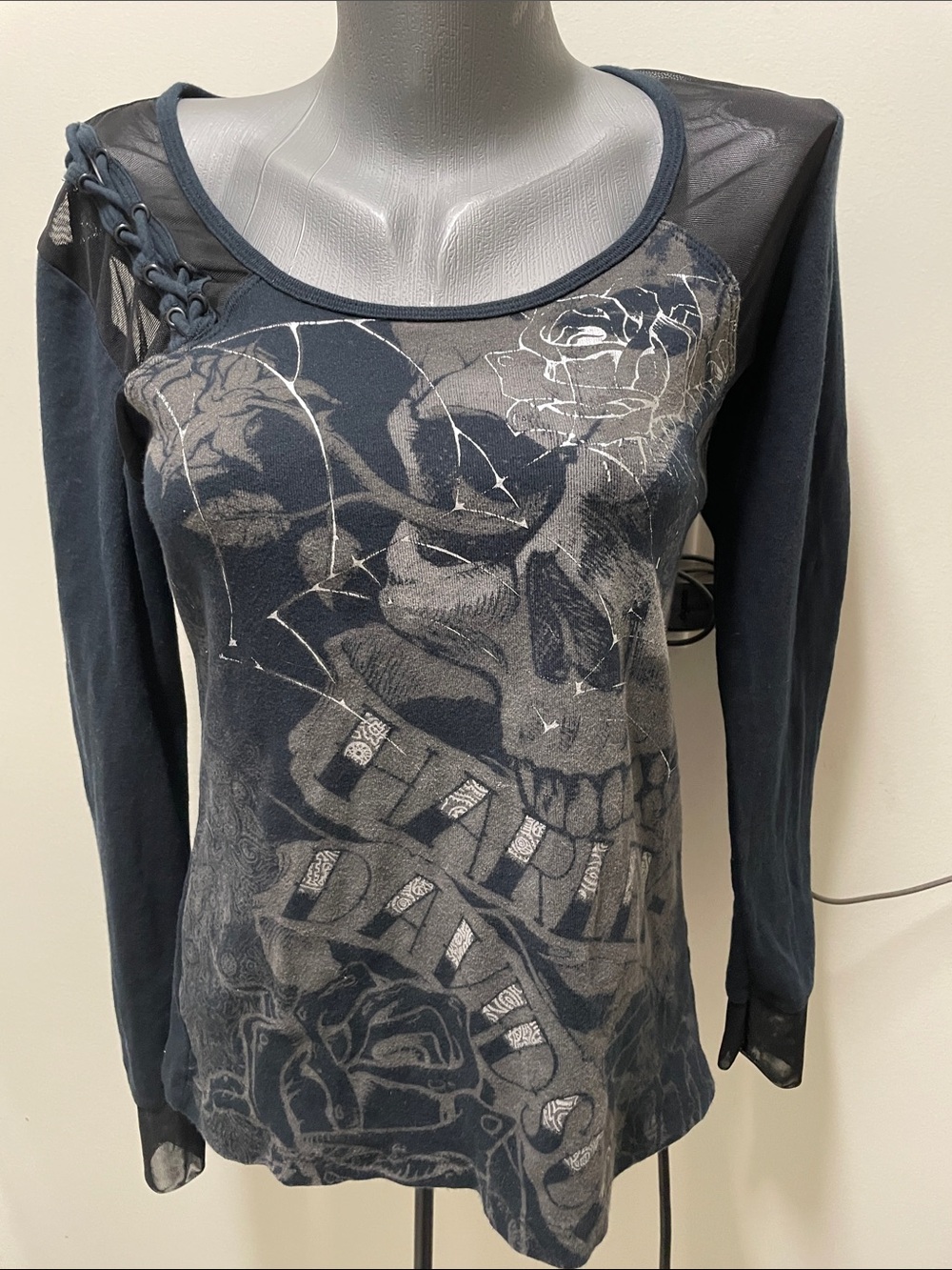 Harley-Davidson Black and Gray Floral Skull Long Sleeve Top